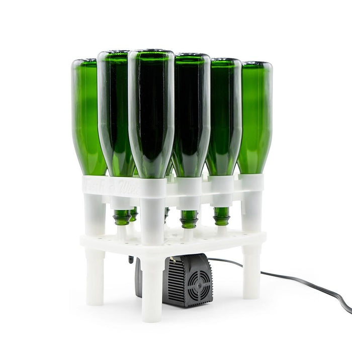 Bottle washer for hygienically clean bottles